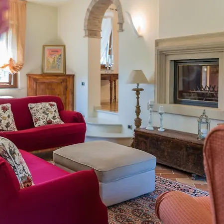 Villa Monticelli Serrungarina