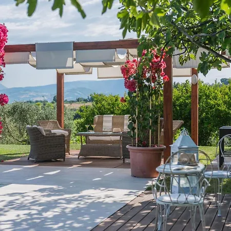 Villa Monticelli Serrungarina