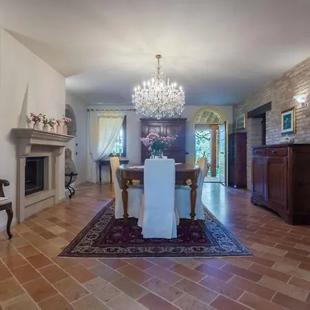 Villa Monticelli Serrungarina