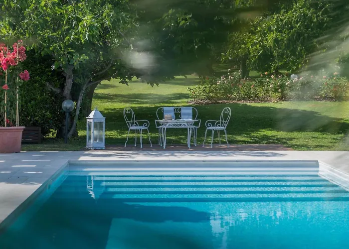 Monticelli Βίλα *