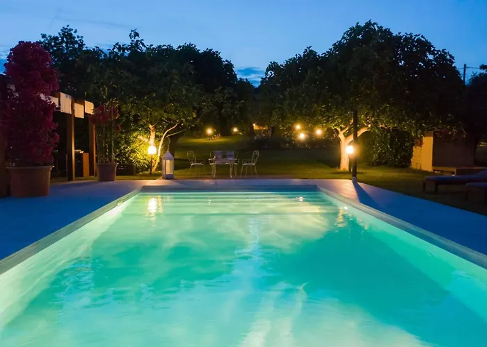 Monticelli Βίλα Serrungarina