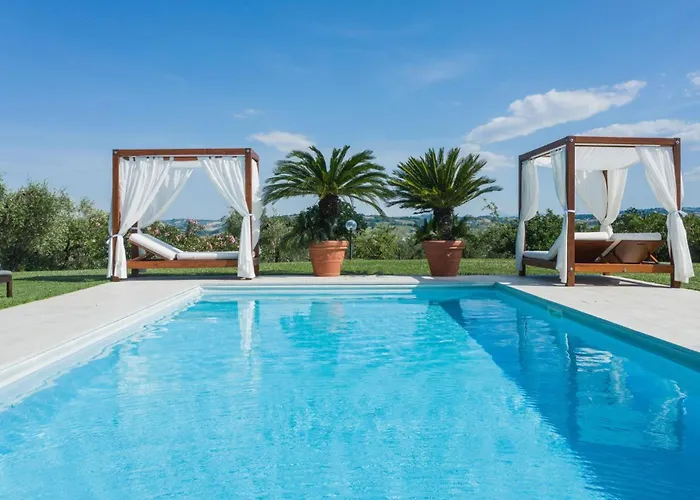 Monticelli Βίλα *