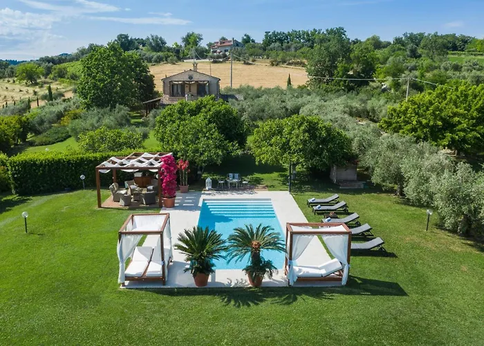 Monticelli Βίλα *